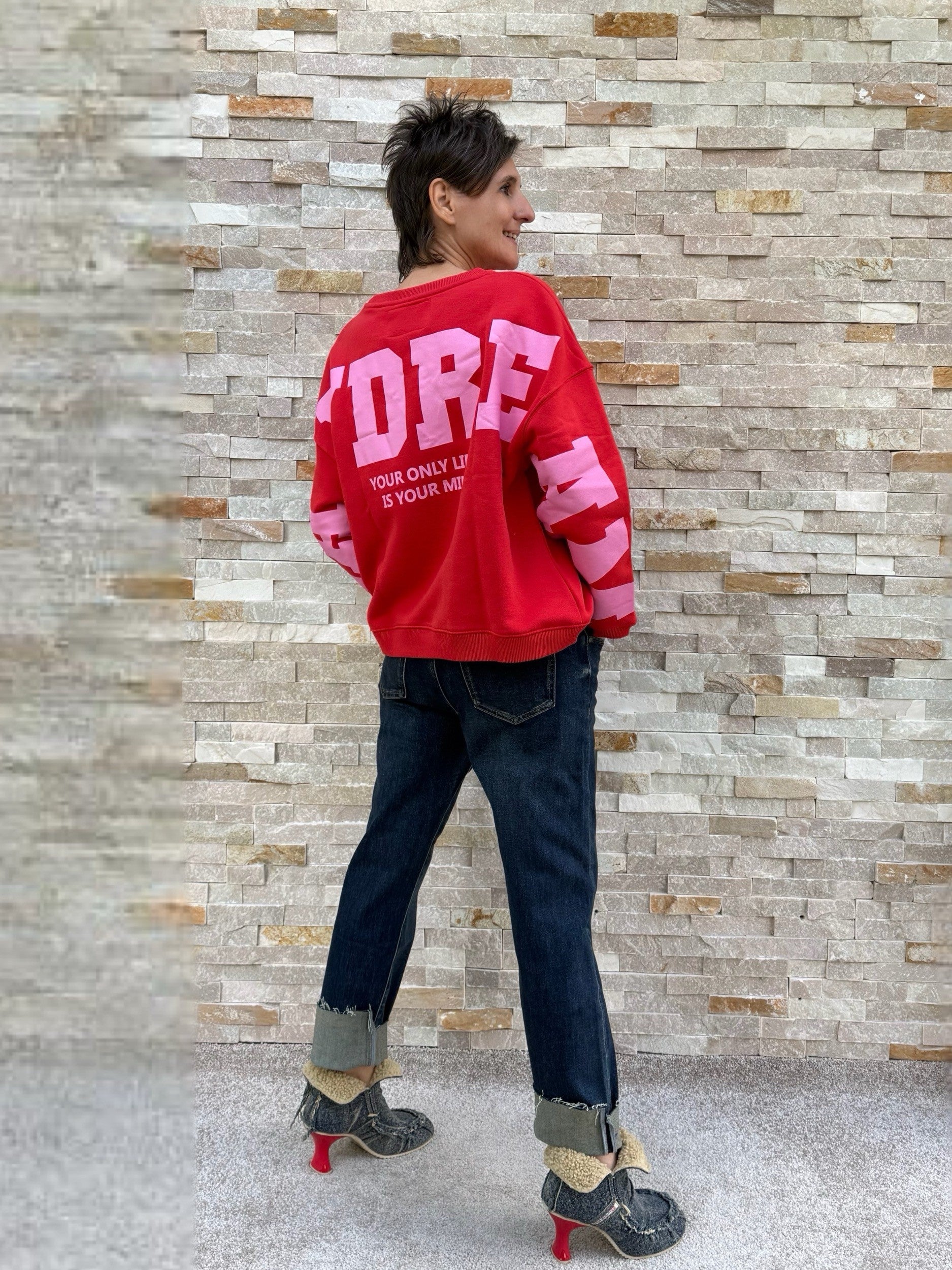 Oversized LA Daydream Sweatshirt in Red