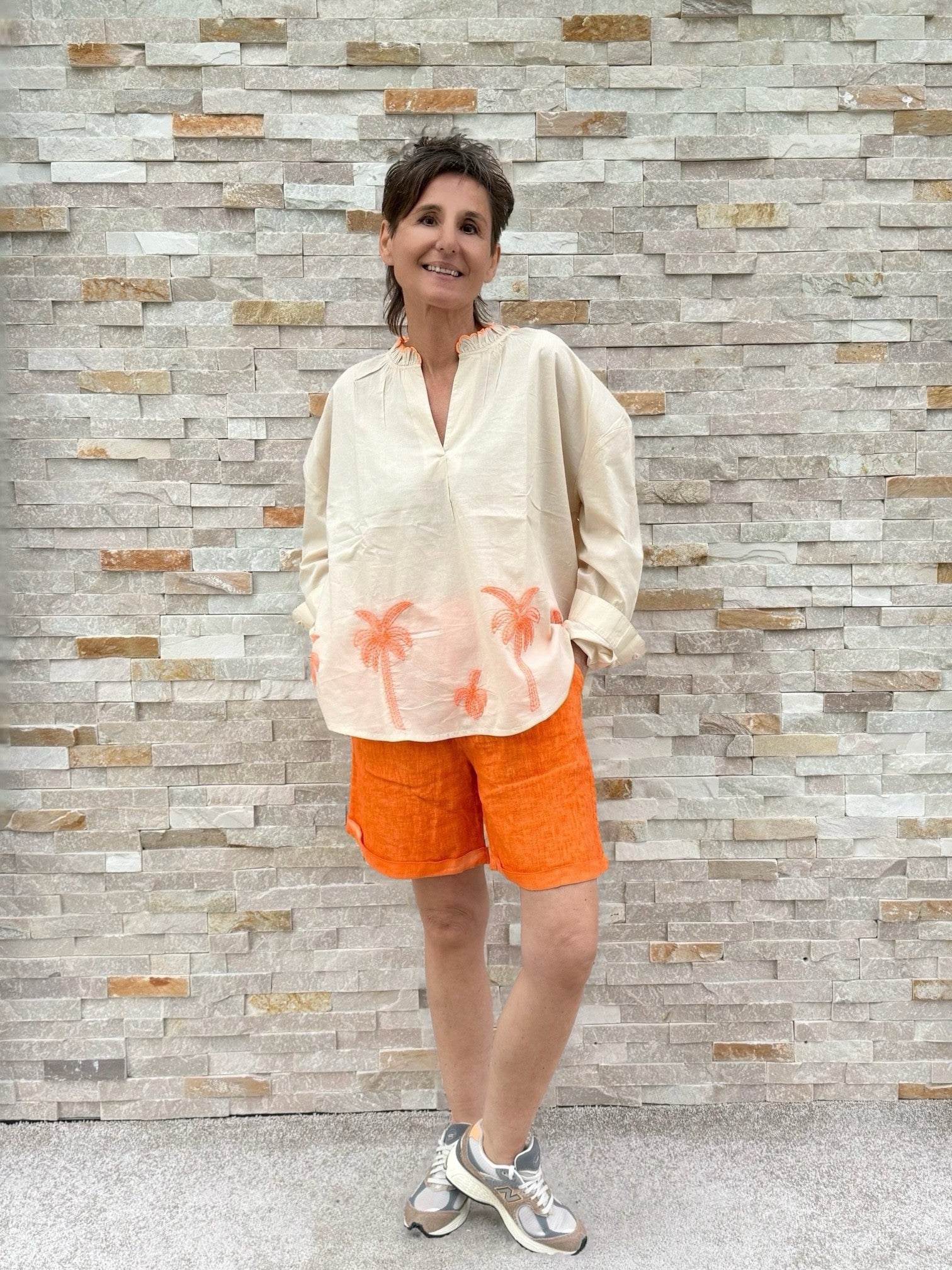 Tunika mit Palmen Stickerei in Sand mit Orange