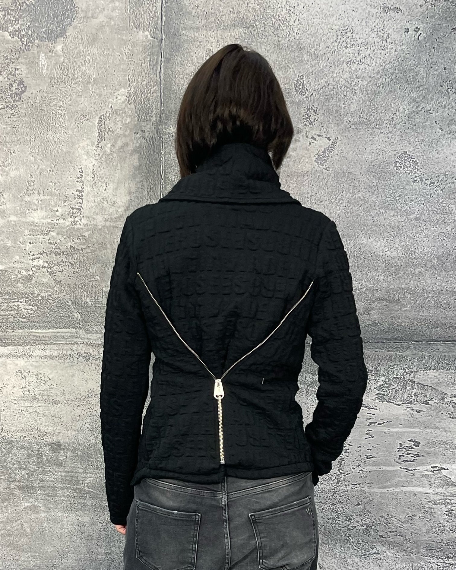 Shirtjacke mit asymmetrischen Reißverschluss Schwarz