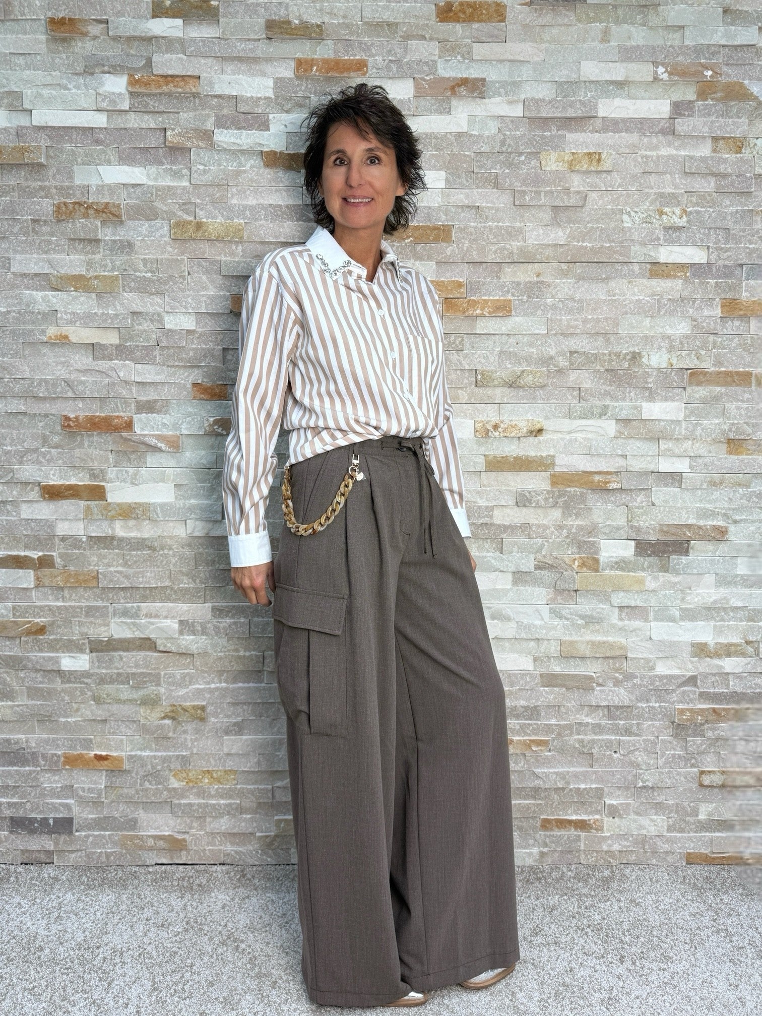 Cargo-Hose mit weitem Bein in Hellbraun