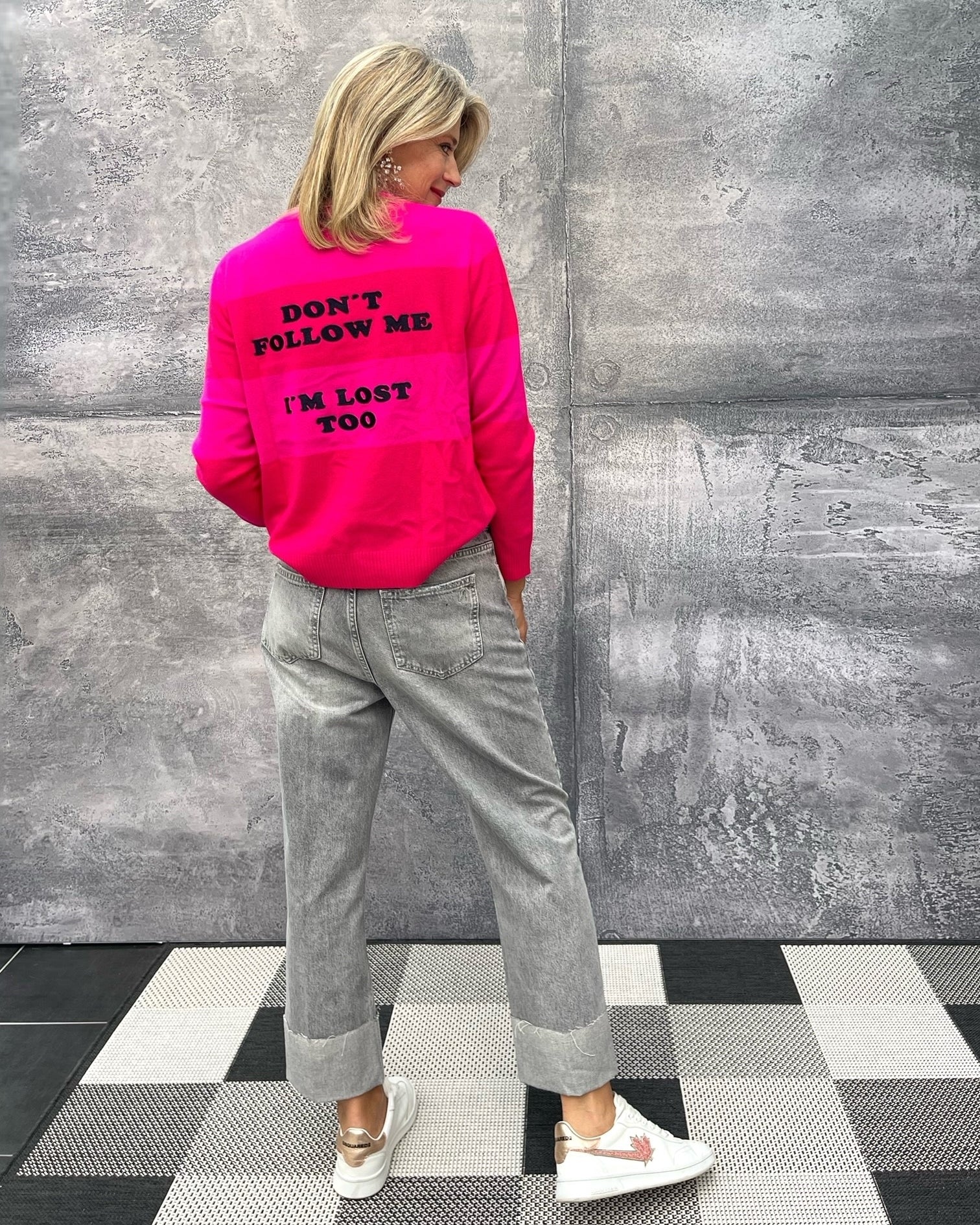 Statement Pullover LOST mit Schrift am Rücken Pink-Rot