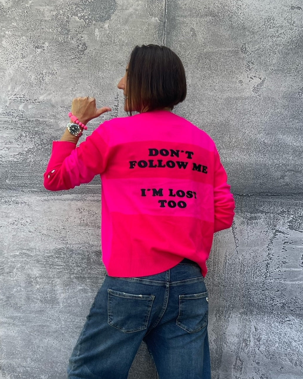 Statement Pullover LOST mit Schrift am Rücken Pink-Rot