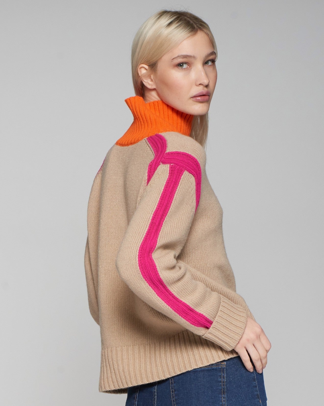 Pullover mit Stehkragen Camel-Orange-Pink