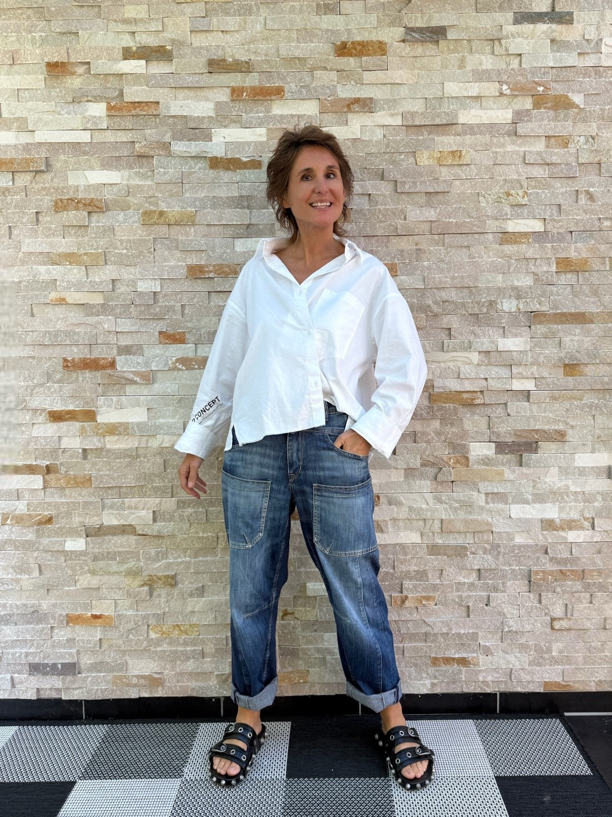 Jeans MADIE NEO mit aufgesetzten Taschen Mittelblau