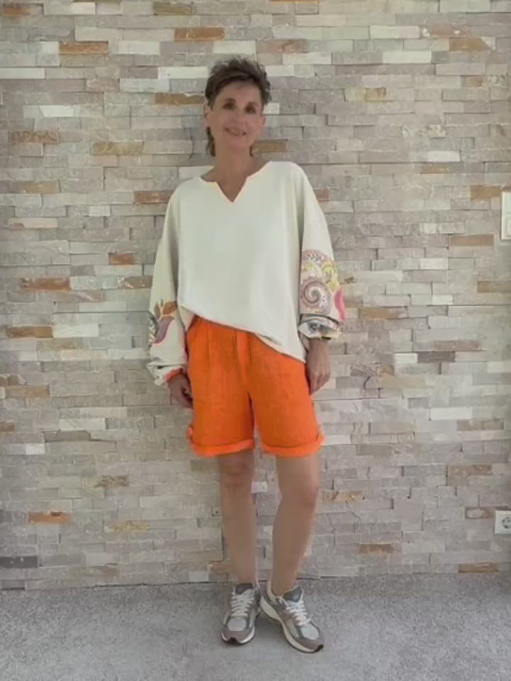 Load video: Tunika Sweatshirt Alamosa mit Stickerei in Chalk