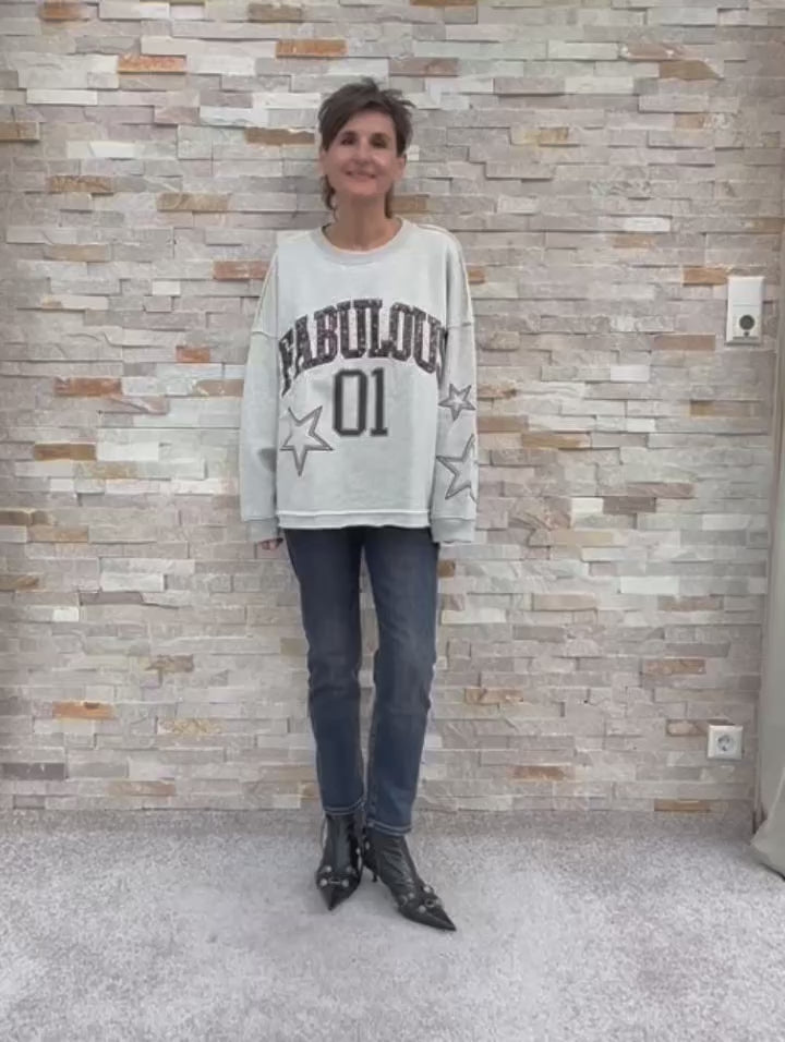 Load video: Relaxed fit jeans LEONA in barbuda blue