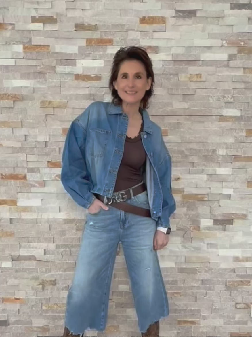 Video laden: Kurzjacke ER HEROSA in Jeansoptik palermo blue