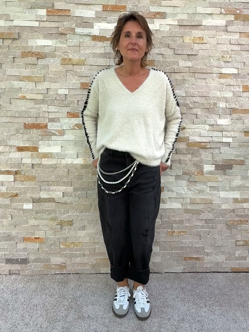 Video laden: Kuschel Pullover TOULON mit Handstich in Creme