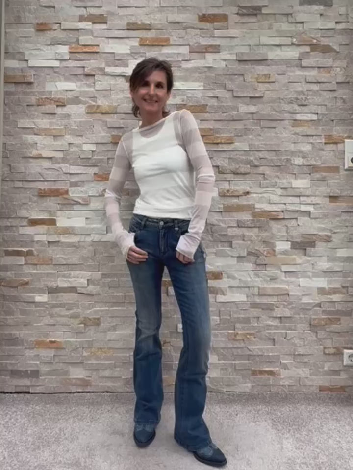 Load video: Mesh-Langarmshirt mit Streifen Hellgrau