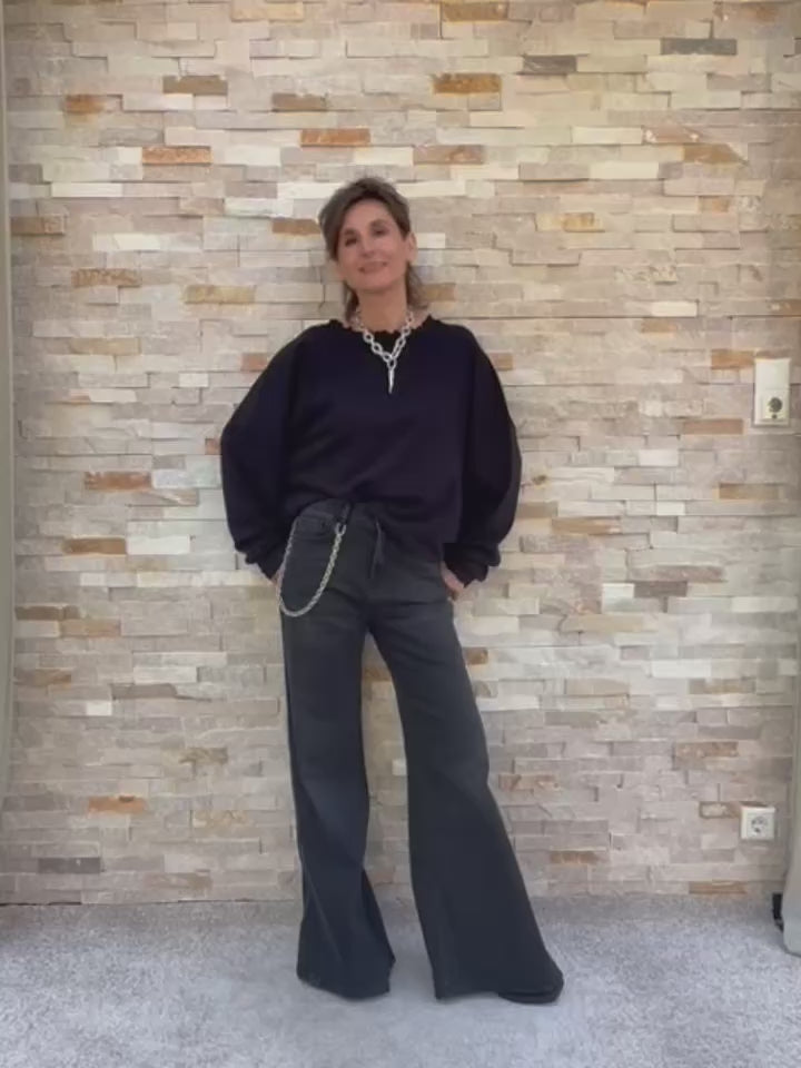 Video laden: Sweatshirt VIOLA Rüschendetails in Black