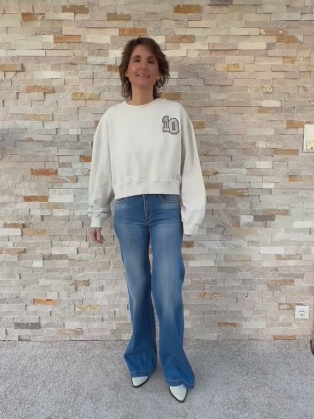 Load video: Jeans HIGH FLARE BARCY in mid blue