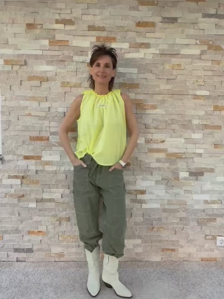 Video laden: Baumwolle Bluse ohne Arm in Limette